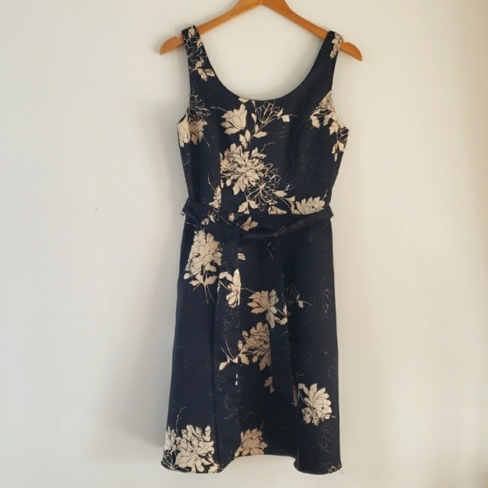 Jessica Howard Petite Black & Cream Floral Glitter Fit & Flare Dress, 8P